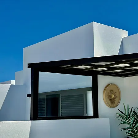 Lau Haizeta Beach Villa