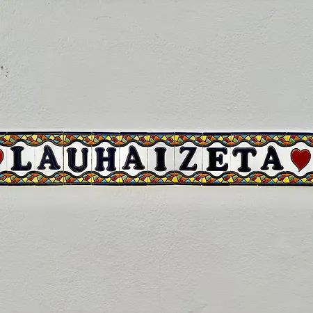 Lau Haizeta Beach Villa