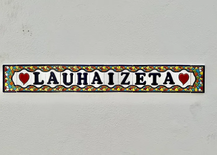 Lau Haizeta Beach Villa